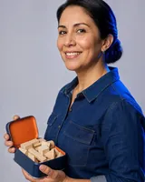 Portrait of Valeria, the fictional persona of the Reuse Agent, an AI agent
