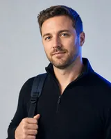 Portrait of Jonas, the fictional persona of the DevOps — release & deploy, an AI agent