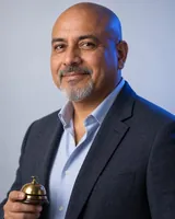 Portrait of Jorge, the fictional persona of the Sales Director, an AI agent